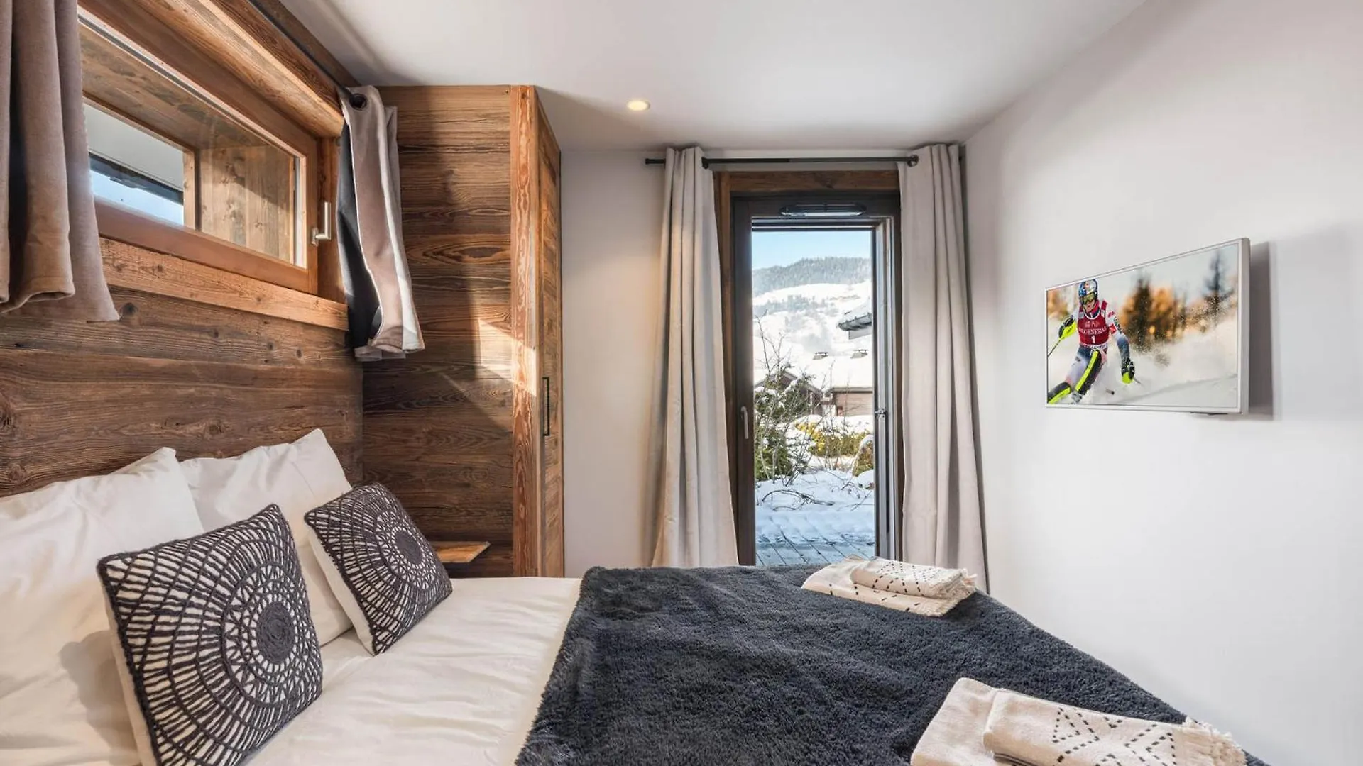 Chalet Avec Spa Partage, 5 Chambres, Piscine, Parkings A Megeve - Fr-1-569-187 France