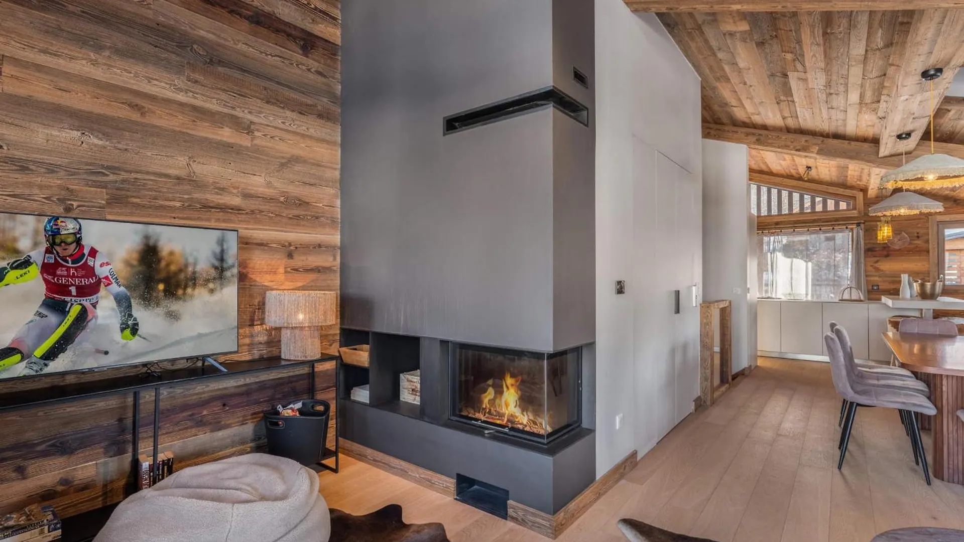 Apartment Chalet Avec Spa Partage, 5 Chambres, Piscine, Parkings A Megeve - Fr-1-569-187