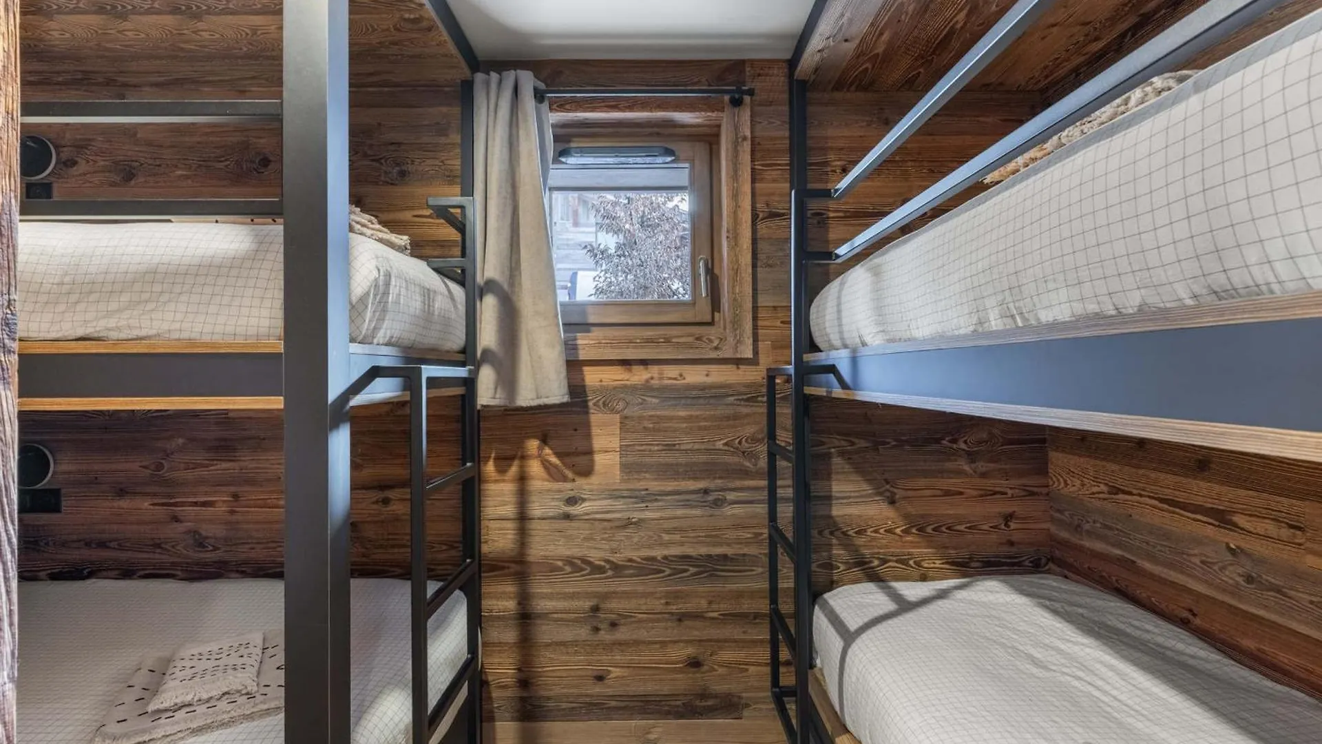Chalet Avec Spa Partage, 5 Chambres, Piscine, Parkings A Megeve - Fr-1-569-187 Apartment